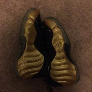 Size 9.5 foamposites